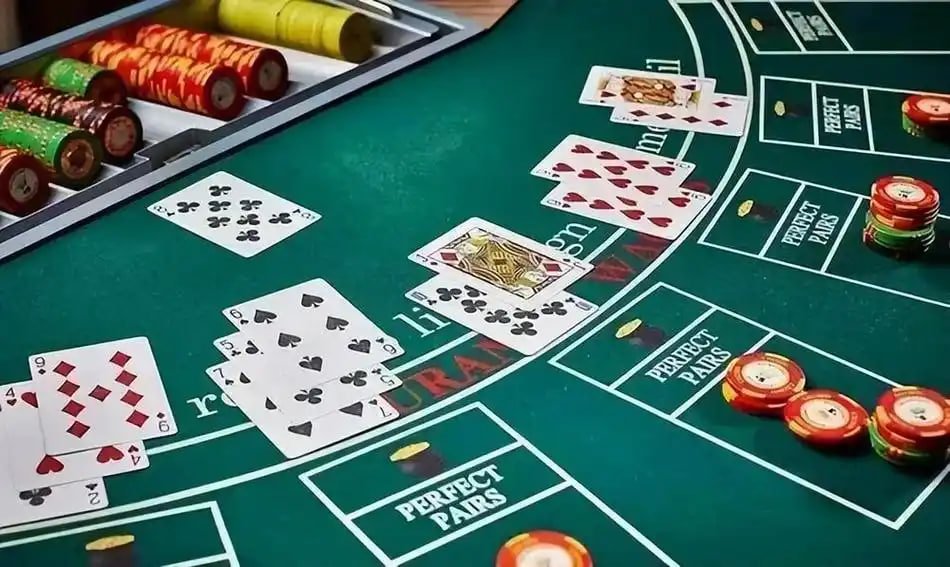 22burmese slots feature များနှင့် VIP Cashback ဆုလာဘ်ရရှိနိုင်သောပလက်ဖောင်း